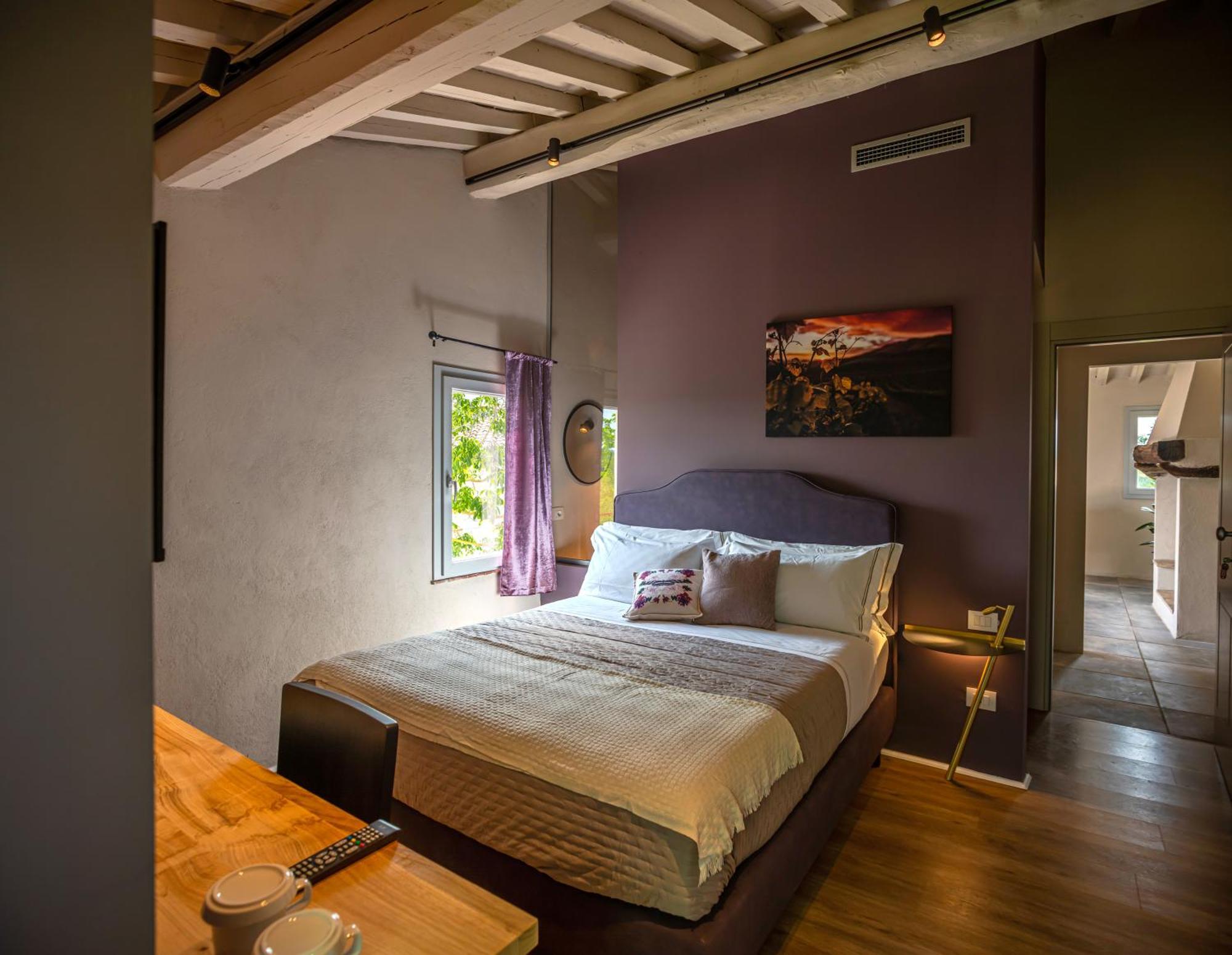 Relais Borgo Elissa Bed & Breakfast